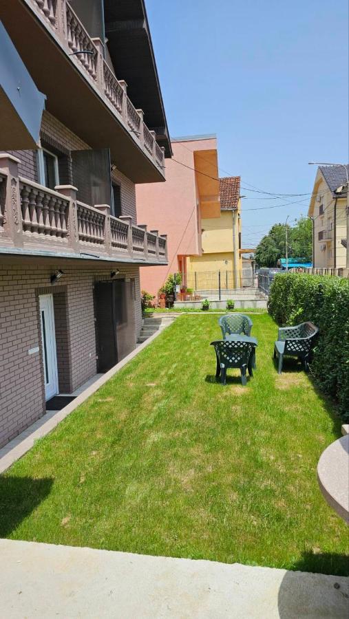 Garden Apartmani Ягодина Екстер'єр фото