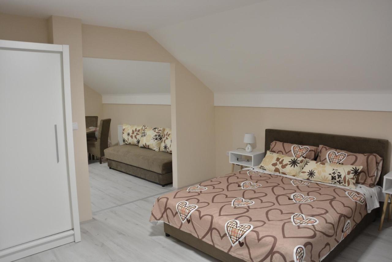 Garden Apartmani Ягодина Екстер'єр фото