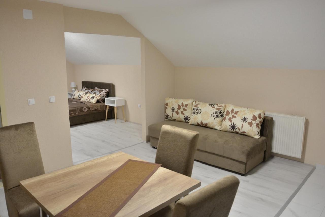 Garden Apartmani Ягодина Екстер'єр фото
